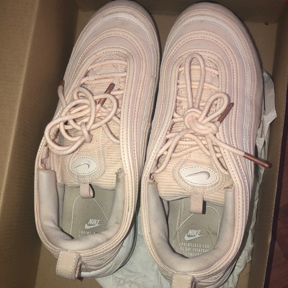 Light pink Air max 97